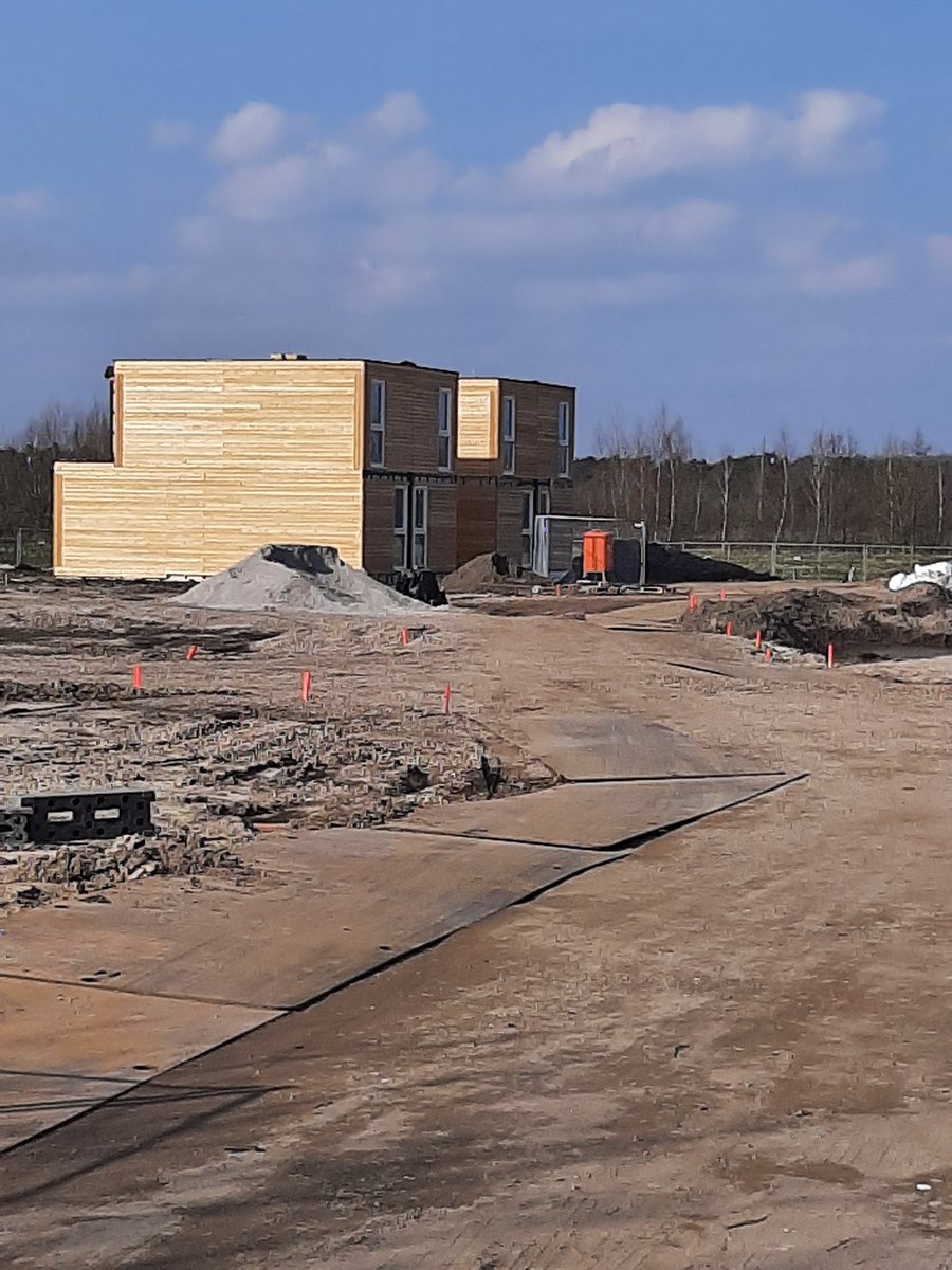Einde der tijden is nabij. Fantasieloos wonen in Helmond Brandevoort. Afschuwlijk.