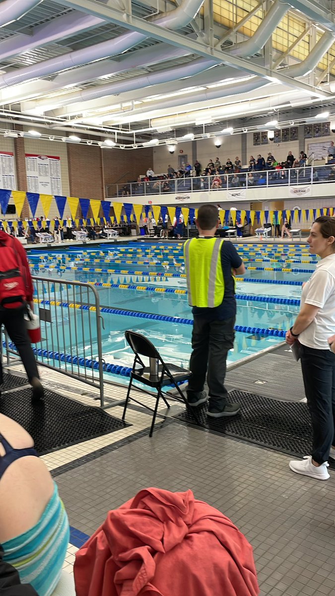 warrenswimming's tweet photo. Day 3 vibes #cmdiv https://t.co/b801ldewrj
