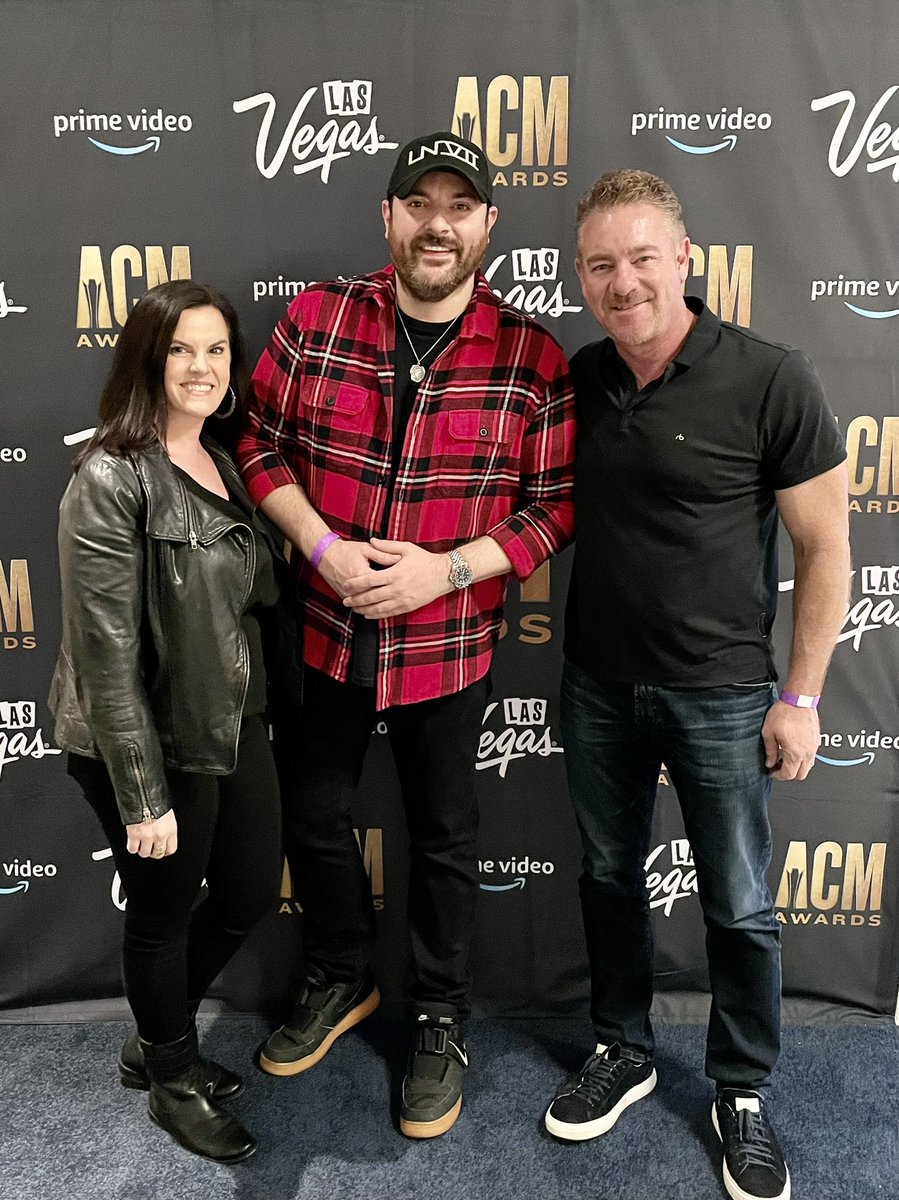 Here we go #ACMawards <a href="/ChrisYoungMusic/">ChrisYoungMusic</a>