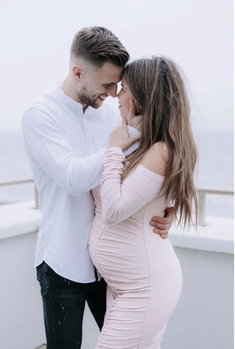 Joël and Naomi Veltman are expecting their second child together 💕🎉🔜👶🏻🍼

Pic: Joël Veltman 

#joelveltman #joëlveltman #naomiveltman #brighton #brightonandhove #brightonandhovealbion #brightonwags #brightonandhovealbionwags