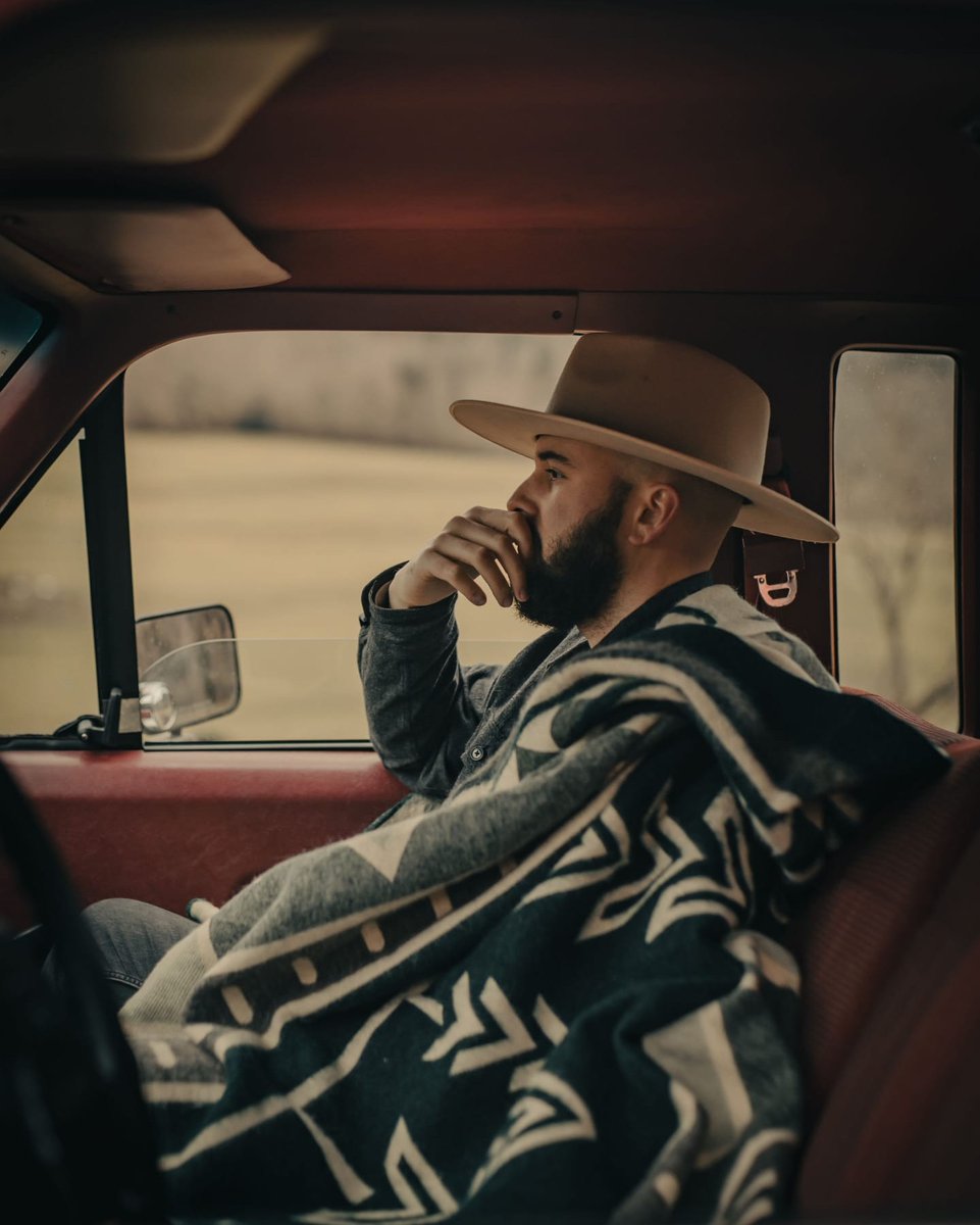 Heartprint Threads tweet media