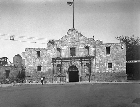 Today in History: Mexican troops overrun Texan forces at the Alamo, 1836 #otd #tih loc.gov/item/today-in-…