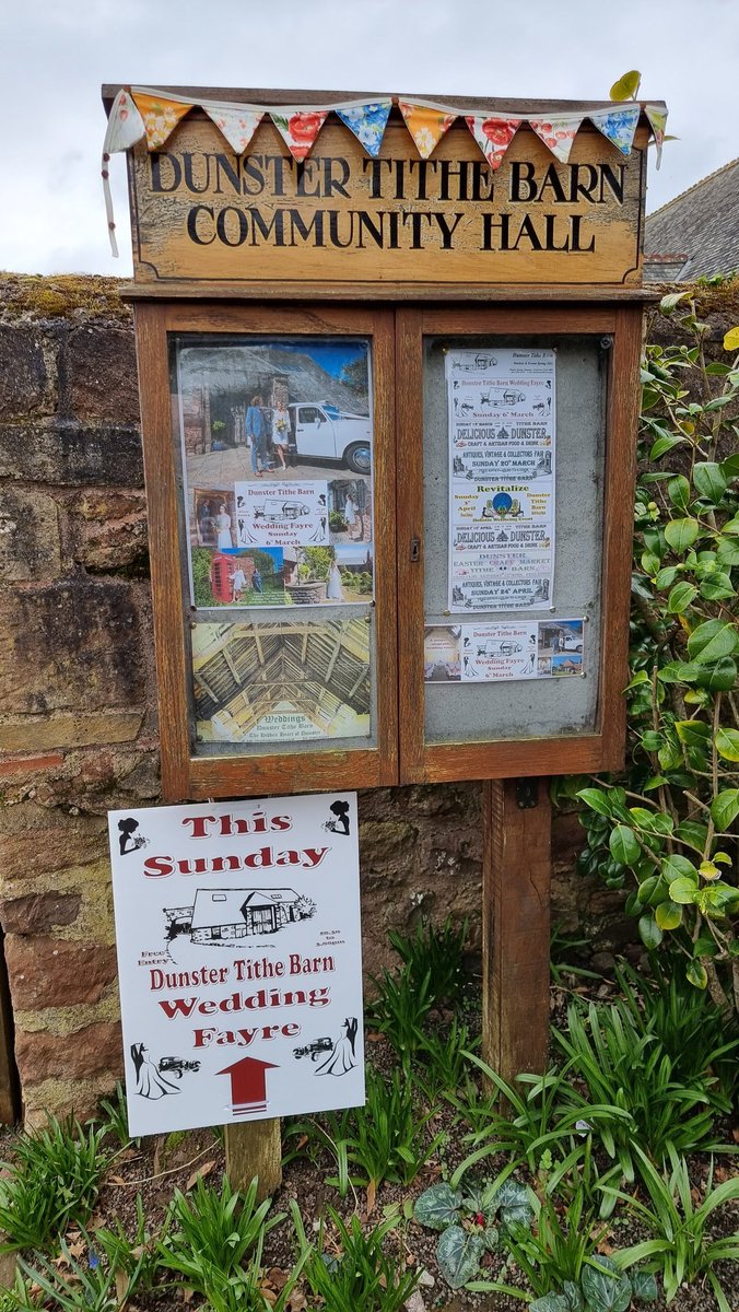 DunsterOrgUk's tweet photo. Nothing like a Wedding Fayre in romantic Dunster!
#Dunster #DunsterVillage #dunstertithebarn #tithebarn #Somerset #Exmoor https://t.co/5qyLwRlRCo