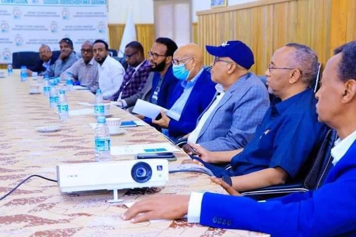anwarwarsame72's tweet photo. Today’s meeting between @SLNECHQ and the Political Parties of Somaliland was a major step taken towards timely elections. I urge all political stakeholders to continue working together to ensure peaceful, credible and timely elections. https://t.co/vyLCbbNTap