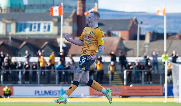 🔶 Make your first County start 🔶 Score a 🚀 after just 33 minutes Yes, you guessed it, James didn’t make you ‘Waite’ long… #NCAFC🧡🖤