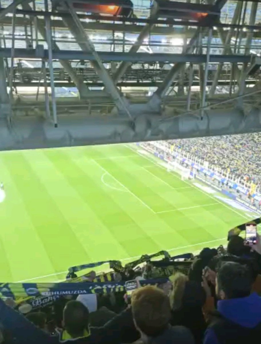 benim kuzen maçtan snap atmış helikopterden mi izliyosun aq