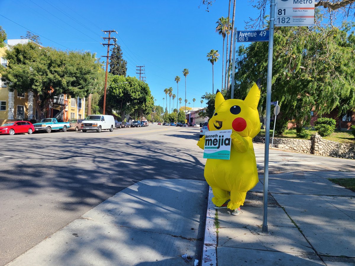 kennethmejiaLA's tweet photo. Getting ready! If you see a Pikachu in Highland Park, say whaaaaat's up! 💛 https://t.co/4PEFGPWdK7