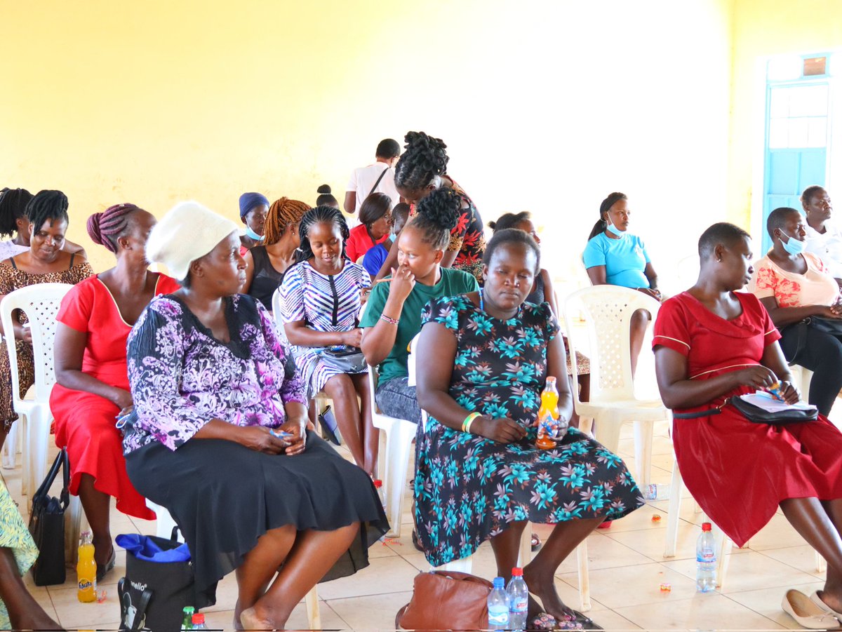 #BreakTheBias 
#IWD2022 
"Women Rights are Human Rights"
A section of Women from Manyatta B Ward sharing the challenges they encounter while seeking for services in different Institutions!
We thank <a href="/kefeado/">KEFEADO</a>  <a href="/article19eafric/">ARTICLE 19 Eastern Africa</a> for making this possible today.<a href="/social_wg/">Social Justice Centers WG- Western Chapter</a> <a href="/UhaiWetu/">Social Justice Centres Working Group</a>
