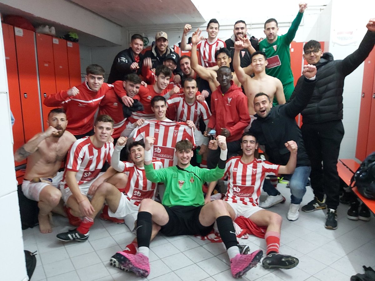 cdtortosa's tweet photo. ⚽️💪🏻 Ja estem al Play-Off!!!!!
CD TORTOSA 3 - UD Remolins Bitem 1
#2cat8b #FutbolCat #GolCat #Tortosa #TerresdelEbre https://t.co/7tL0TftN80