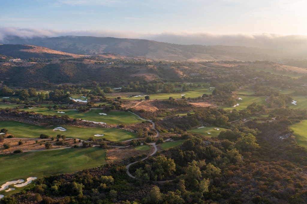 thescga's tweet photo. A Good Walk Unspoiled: The Natural Genius of Shady Canyon GC
The ultimate manifestation of Tom Fazio’s design premise that golf courses “should reflect the natural beauty of their environments."
#ModernClassic #FOREMag #InThisIssue
Read more: https://t.co/WSJ856tGut https://t.co/IuqYEBKQIr