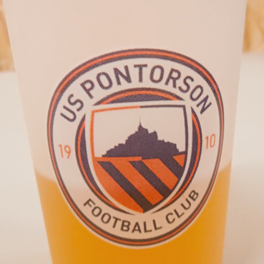 UPontorson's tweet photo. ‼️Po po po po po ‼️
2 matches seniors, 2 victoires💪🏻
➡️ Tarif habituel 3 buts ⚽
A : USP 3-1 @SLandelles
(Roupie, Carré, De Carvalho)
B : #ASStOvin 0-3 USP
@JimmyGaillardon x 2, Max Coet
Bravo. Merci. Au revoir.
#USP1910 #TeamUSP #objectifmontée #CBG22 https://t.co/Q0XaqzCxED