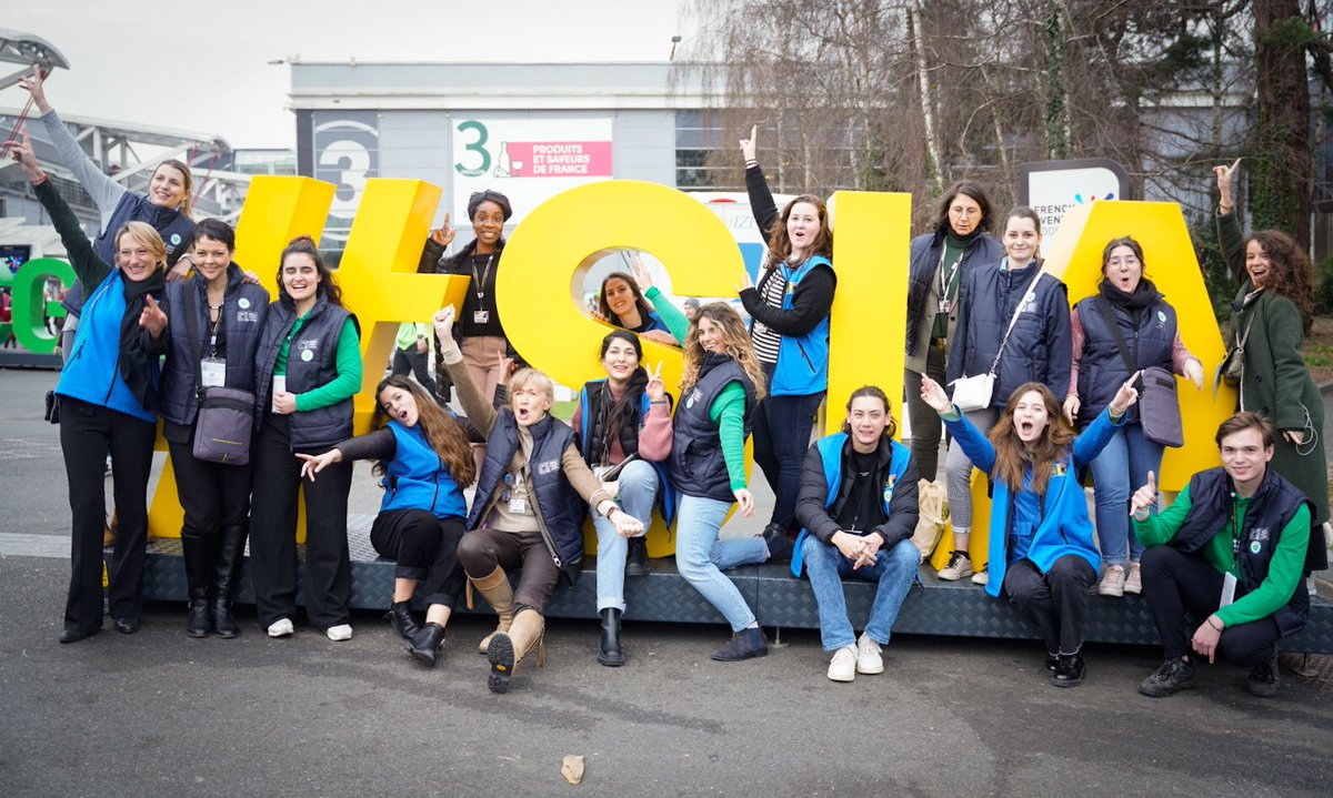 Le #SIA2022 est terminé ! 🥲 Visiteurs, exposants, agriculteurs, éleveurs, producteurs, partenaires et fournisseurs officiels : MERCI ❤️ L’équipe était heureuse de retrouver vos sourires et votre bonne humeur. On se dit à l'année prochaine ? Rdv du 25 février au 5 mars 2023 ! 🙂