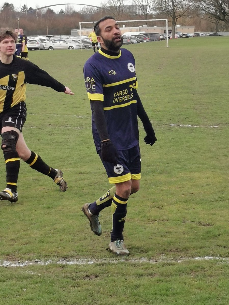 Poor day today for the lads, after a 6 week break thanks to the class weather recently, we lost our top of the table game 0-6 to a very organised Earlstown.