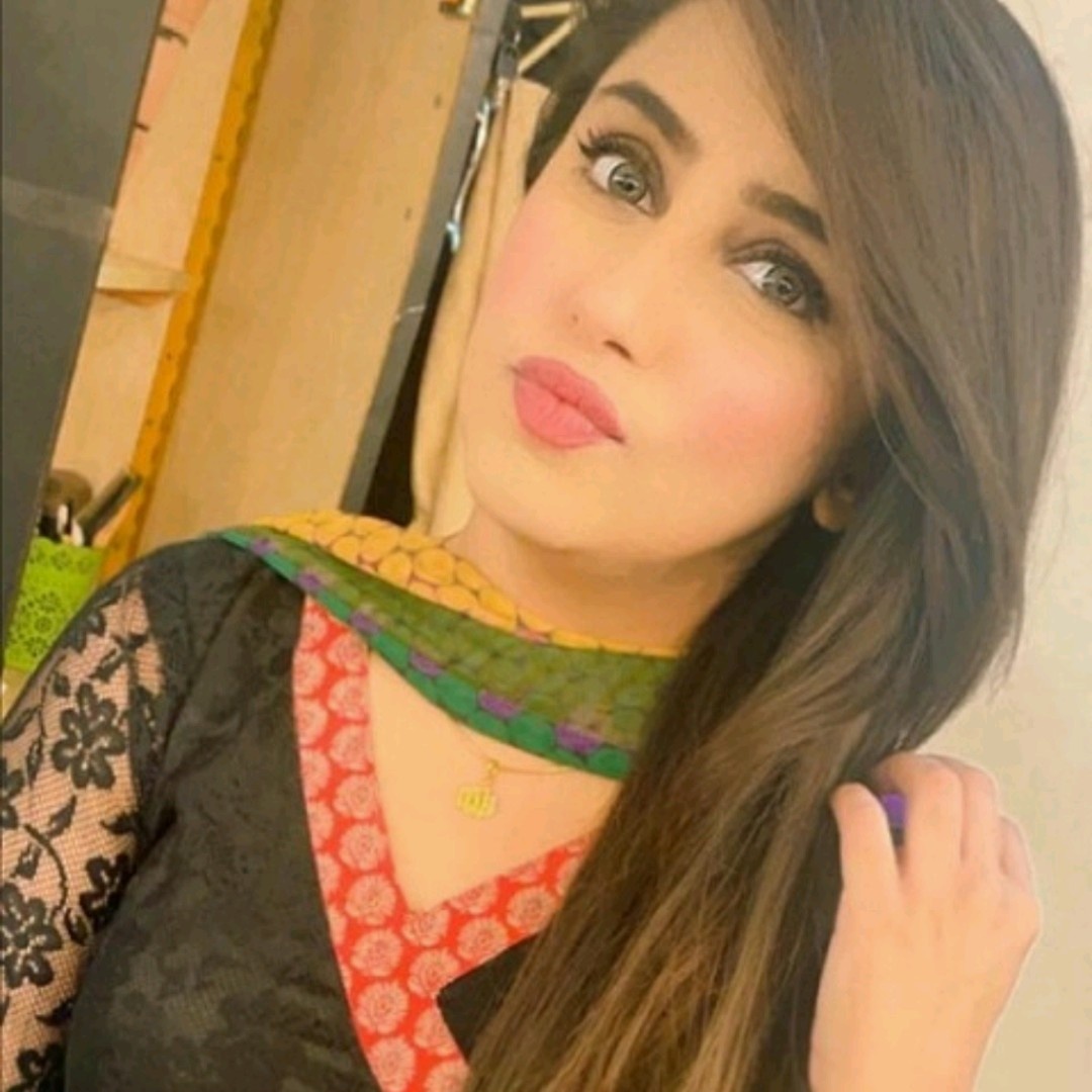 Fatimahashmi786's tweet photo. #changedp @imehreen https://t.co/GRuvvGkkcH