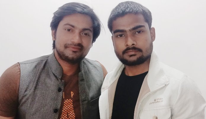 AjitPan28303604's tweet photo. I Ajit Pandey i met Bhojpuri film actor Rahul Singh during the shooting of Veergati. https://t.co/btWMI1RhNb