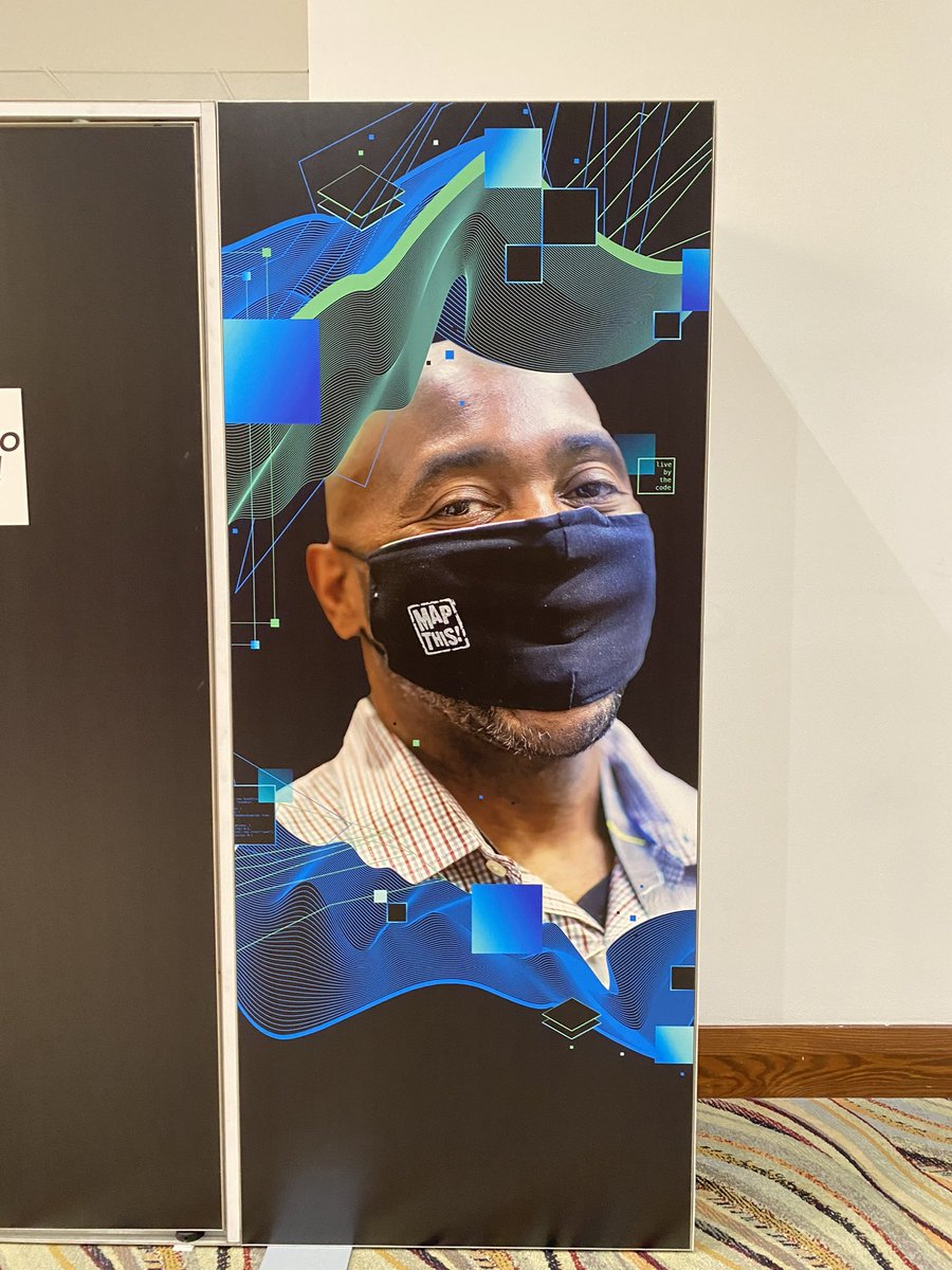 GEOjobeGIS's tweet photo. What a cool mask! - maybe we are a little bias 😊

#EsriEPC #MapThis #GIS https://t.co/bxATKdWHFi