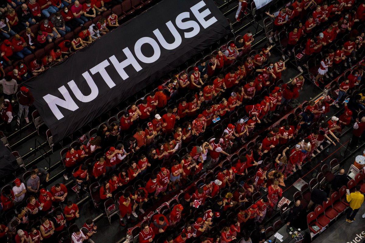 folks, it's LOUD in here