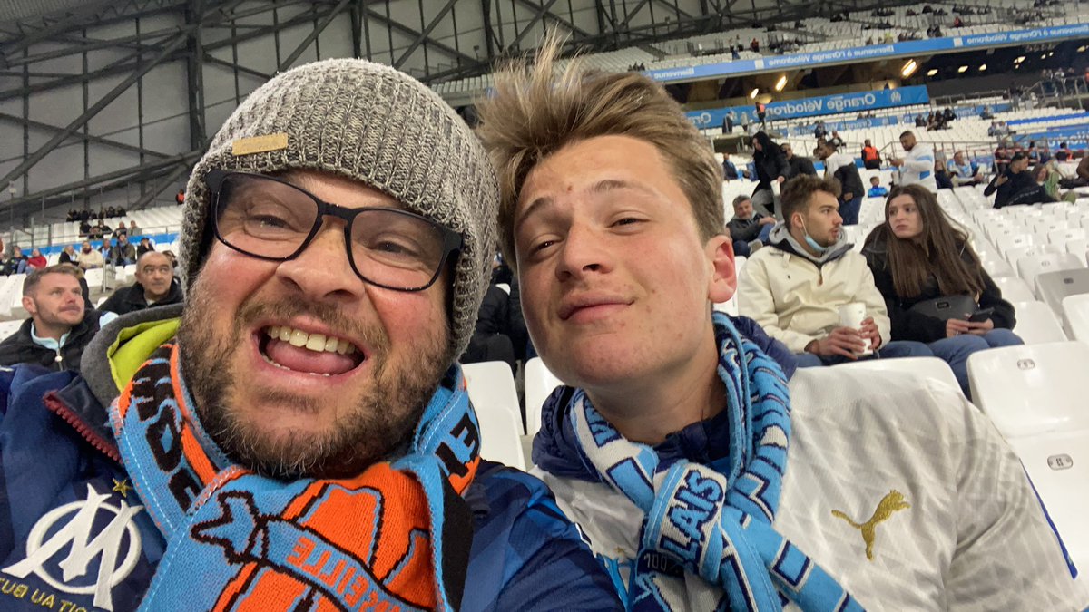 YvesAltobelli's tweet photo. Ils ont dit grosse affluence à st Étienne avec 35000.
Ils ont dit grosse affluence à Lille avec 35000
Ils ont dit grosse affluence à Nice avec 32000
A Marseille ce soir affluence normale avec 57000… @OM_Officiel #Marseille #orangevelodrome #MONOMASM https://t.co/5Q9Jabklxa