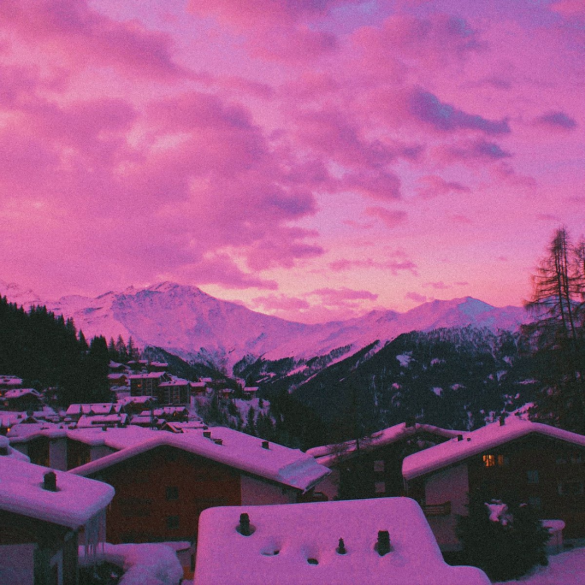 Hi everyone, My new track called "Keep Dreaming" is out now, click the link to stream - open.spotify.com/track/5GOtURwo…

#lofi