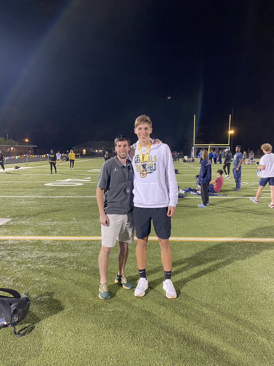 MatthewHawk22's tweet photo. Had a great meet yesterday at the Diamond Hornet meet. Finished 3rd in high jump. Go Generals @TsaAthletics @TSA_Generals @CoachBrunsonTSA https://t.co/7PunMHDe0Q