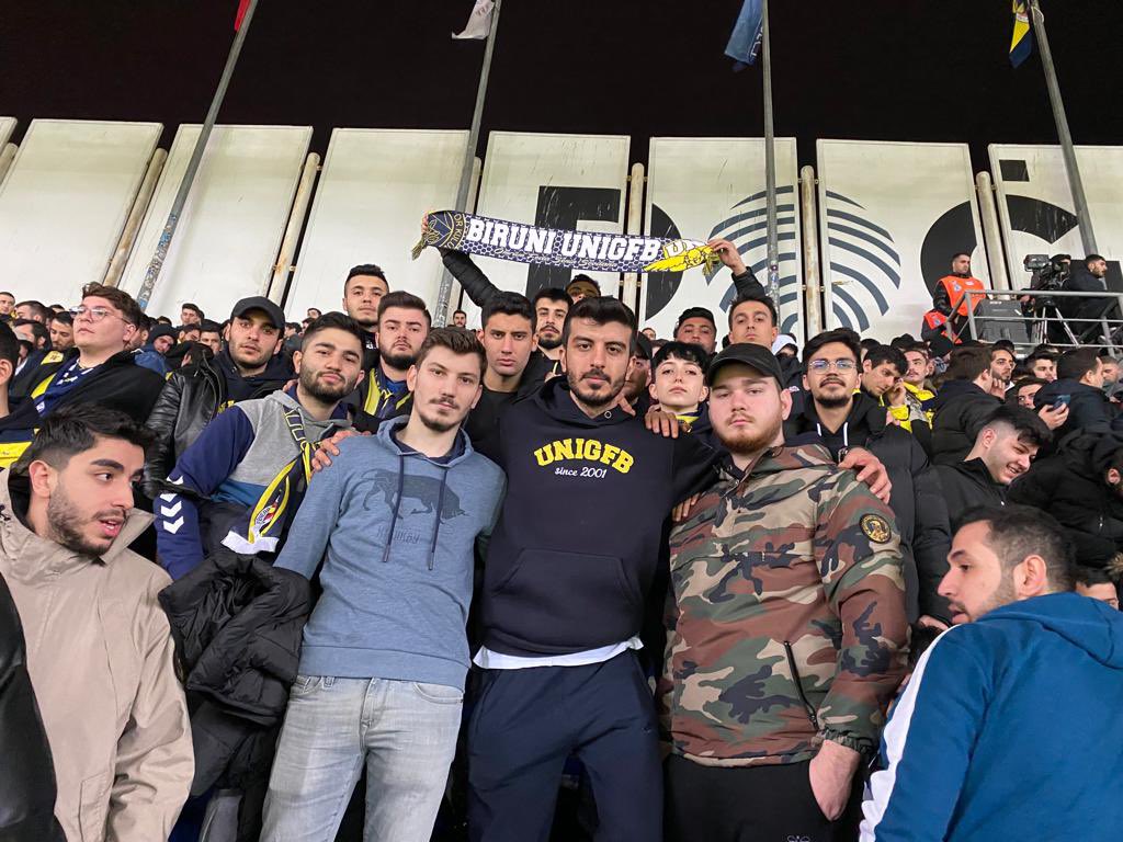 İSTANBUL ADAMIN 🤫

Fenerbahçemizi trabzonspor karşısında yalnız bırakmadık.