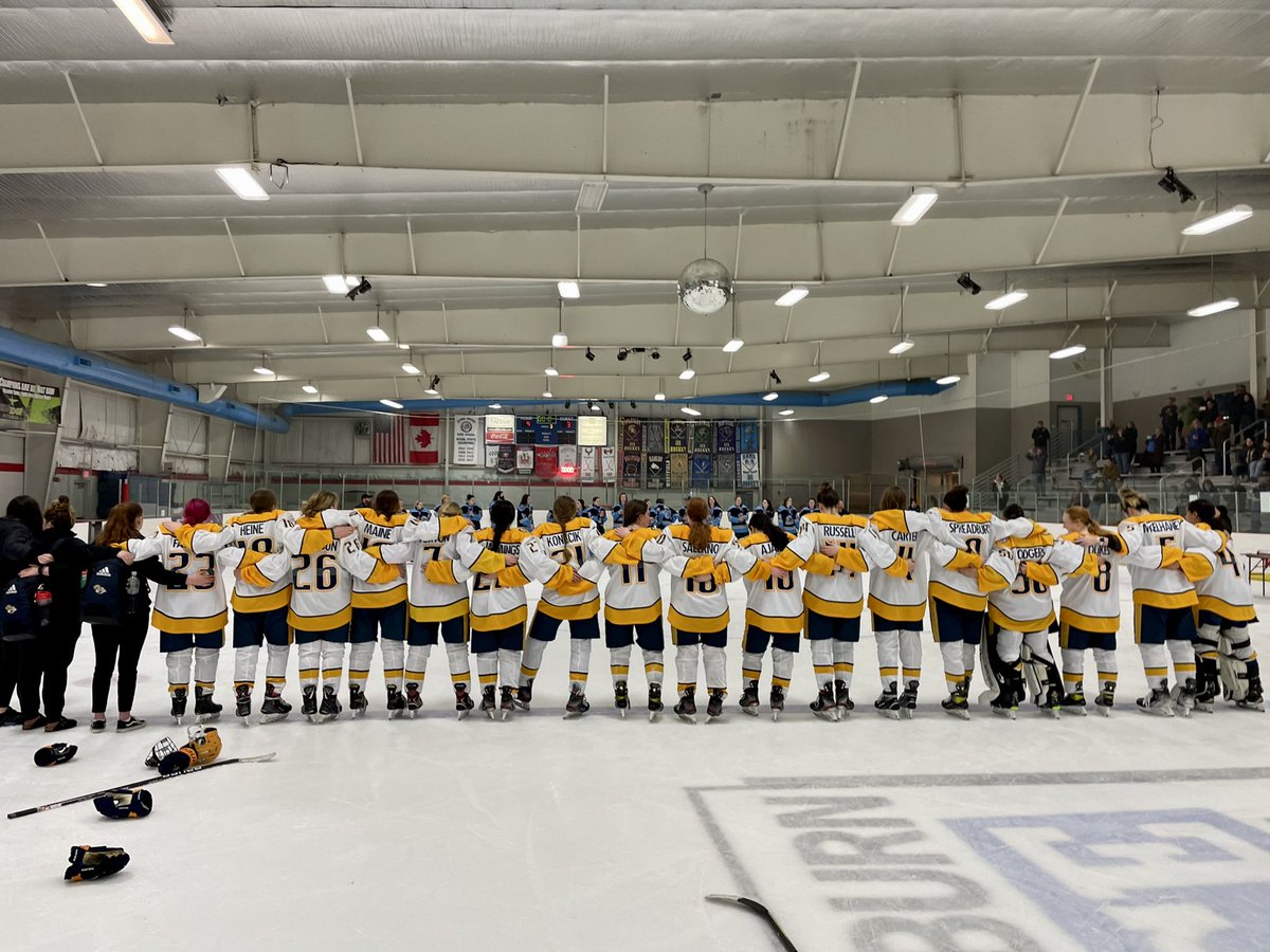 Kahlie's tweet photo. We did it again! 
Southeast District Champs!
Game 1: 12-0 v FL Alliance
Game 2: 7-1 v Tri - City
Game 3: 9-0 v Piedmont
Game 4: 9-3 v Piedmont 
#threepeat #bannerszn 
@JrPredators https://t.co/JXRXuIXXTk