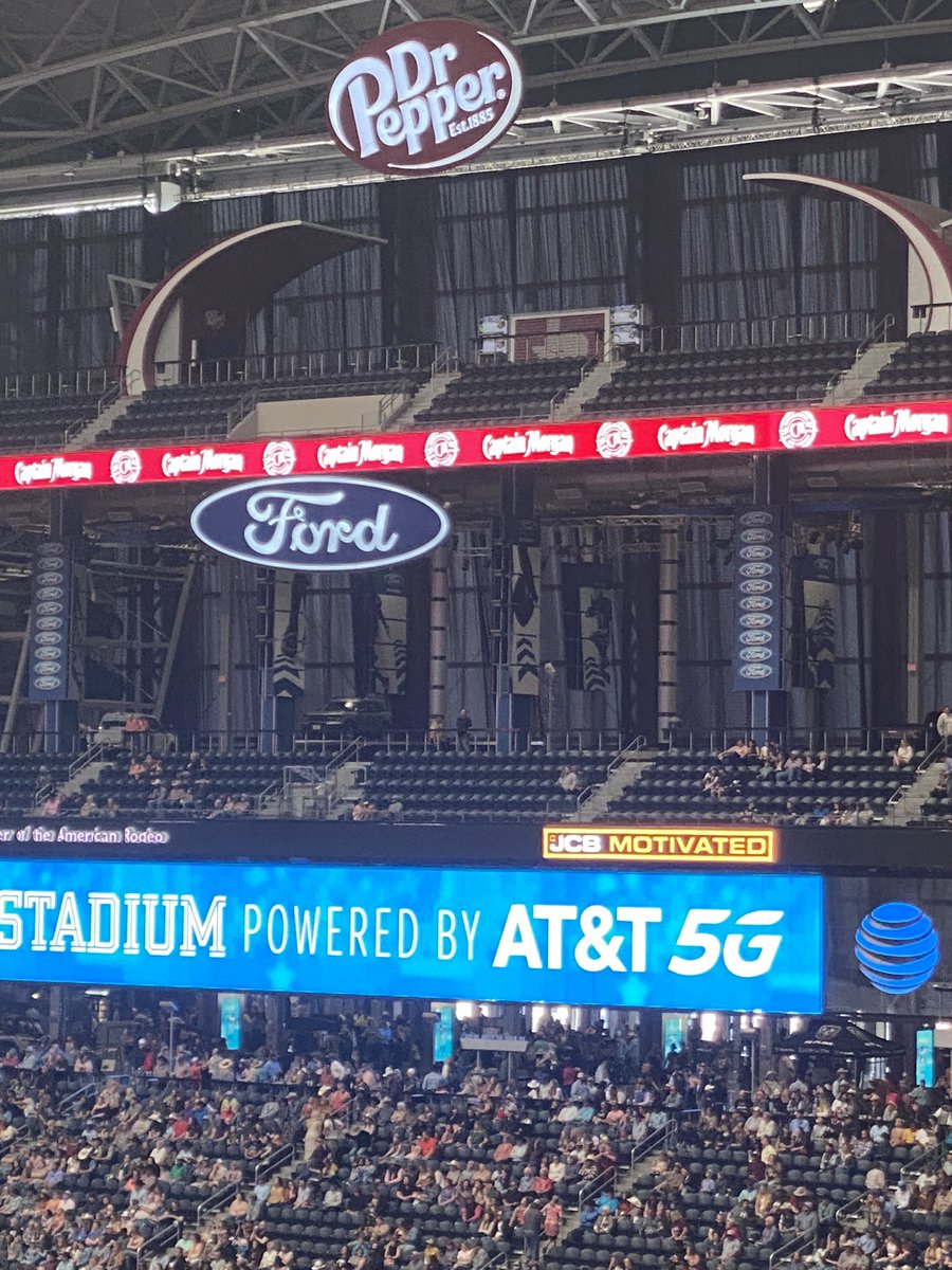JLO173's tweet photo. @junior_miller curtains for the actual Cowboys @TheAmericanTR https://t.co/Sfb5g2eEA6