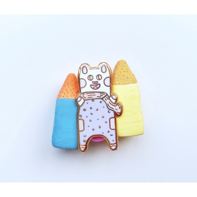 agapeeart's tweet photo. I'm selling Cat Enamel Pin / Lapel Pin / Brooches for RM22.00. Get it on Shopee now! https://t.co/8iGD9kZxG1 #ShopeeMY https://t.co/qLiLVGRXBD