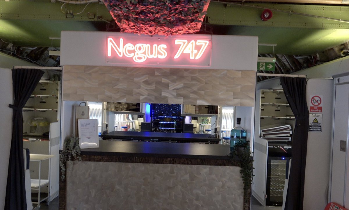 Who wants a tour onboard the refurbished / refitted BA “Negus” 747 (G-CIVB) - now dubbed by the press as the “Party plane”? Look out for the surprise addition of the glass floor panel and ladder down to the undercarriage bay too! youtu.be/Wc5LkUZ6ML4  #negus747 #Negus