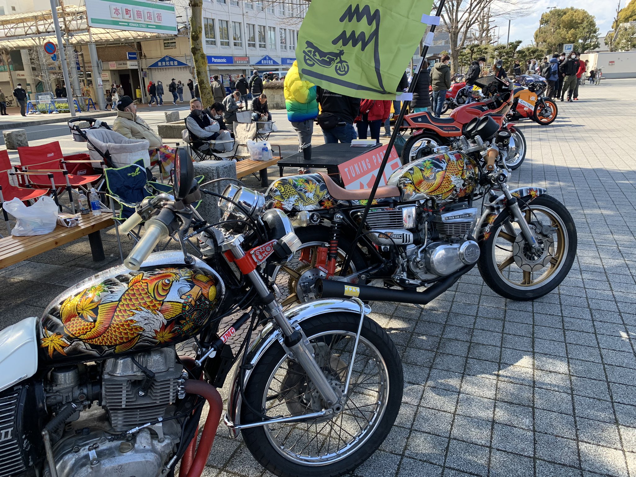 村 青空集改 楽しかったです お疲れ様でした 瀬戸大橋が二輪通行止めでしたが 気合いで走破しました 橋上の風速13mの横風はフルカウルの車体にはキツかったみたいです イチパチさんのホーク用マフラー 発売されたら欲しい T Co