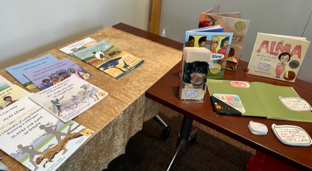 janekurtz's tweet photo. What a way to break isolation! At #ibbynashville22 @IBBYINT @USBBY conference where I got to see @JackieWoodson get her award, hear @yuyimorales sing and to share a little of the #ReadySetGoBooks story with a warm, supportive audience! https://t.co/CjT7HsriAX