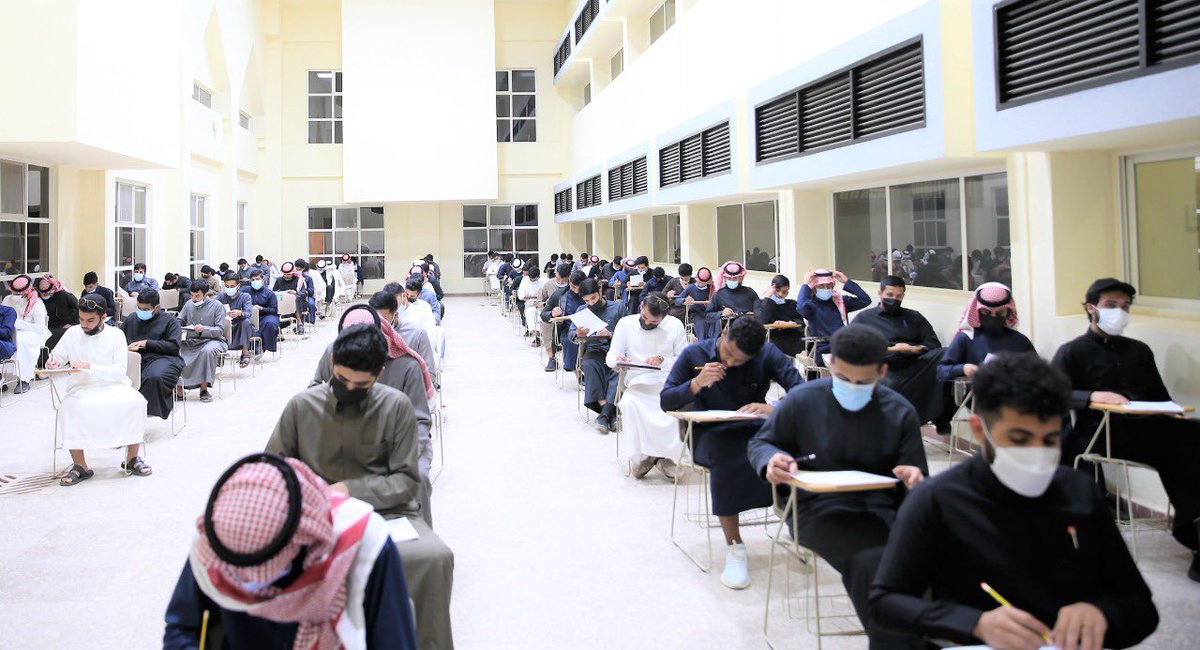 NBU_KSA's tweet photo. وكيل #جامعة_الحدود_الشمالية للشؤون الأكاديمية د. فراس المدني، يتفقد سير اختبارات منتصف الفصل لمقررات متطلبات الجامعة.
#من_الشمال_إلى_الوطن https://t.co/RJpDpCTO85