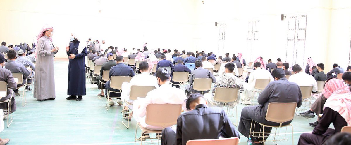 NBU_KSA's tweet photo. وكيل #جامعة_الحدود_الشمالية للشؤون الأكاديمية د. فراس المدني، يتفقد سير اختبارات منتصف الفصل لمقررات متطلبات الجامعة.
#من_الشمال_إلى_الوطن https://t.co/RJpDpCTO85