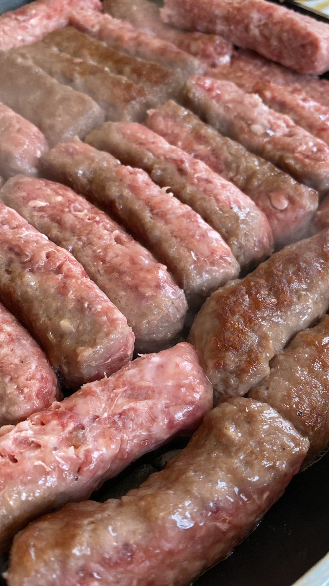 Hondashstari's tweet photo. Malo, pred trku… #ćevapi 🏁🍔🏁🍻🤘🏻😉 https://t.co/oUY83eOCXa