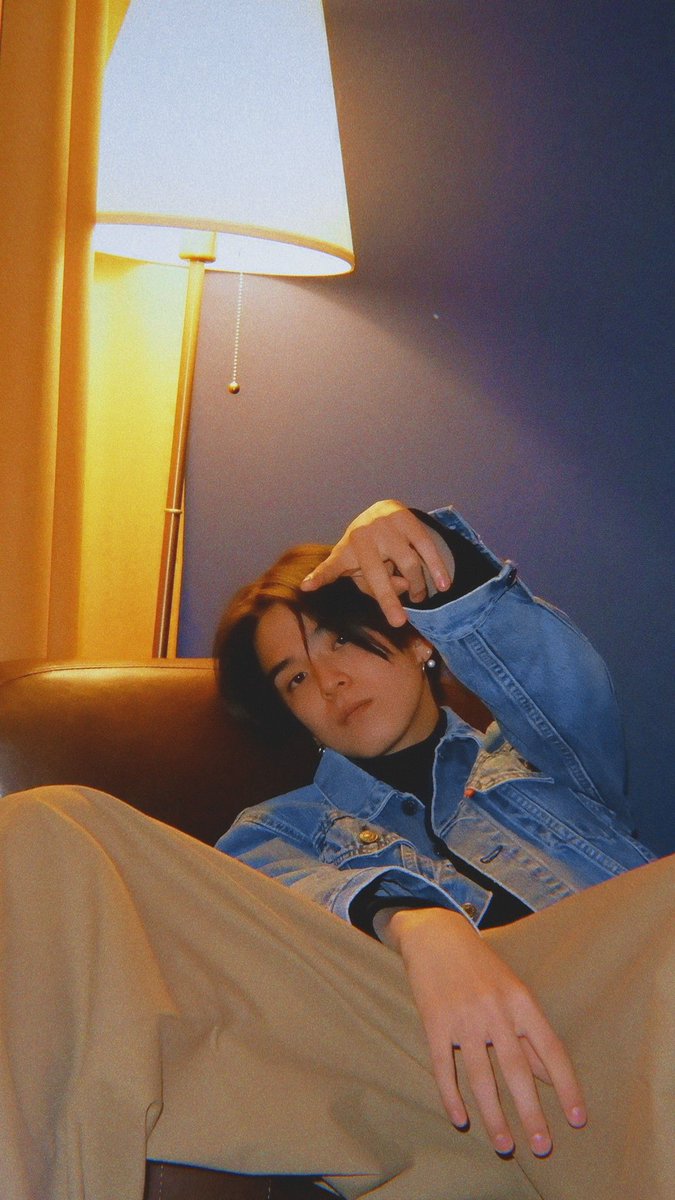 todayislia's tweet photo. "𝘠𝘢𝘶𝘥𝘢𝘩 𝘪𝘬𝘶𝘵𝘪𝘯 𝘢𝘫𝘢 𝘥𝘶𝘭𝘶, 𝘭𝘰 𝘩𝘢𝘳𝘶𝘴 𝘵𝘢𝘯𝘨𝘨𝘶𝘯𝘨 𝘫𝘢𝘸𝘢𝘣"

Hamada Asahi — local au
Treasure Fanfiction
Ⓒ today is lia https://t.co/2hNsKs8oNq