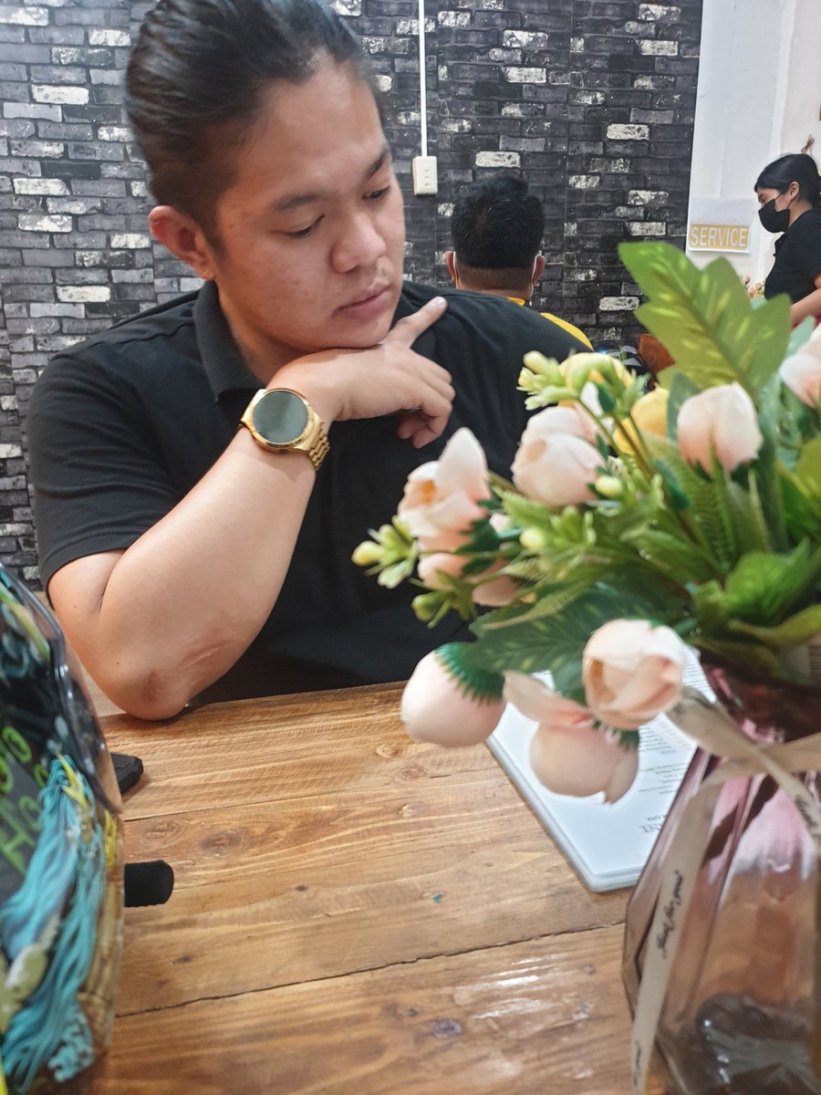 To the guy who always treats me like a princess...

Thank you and I love you 💋