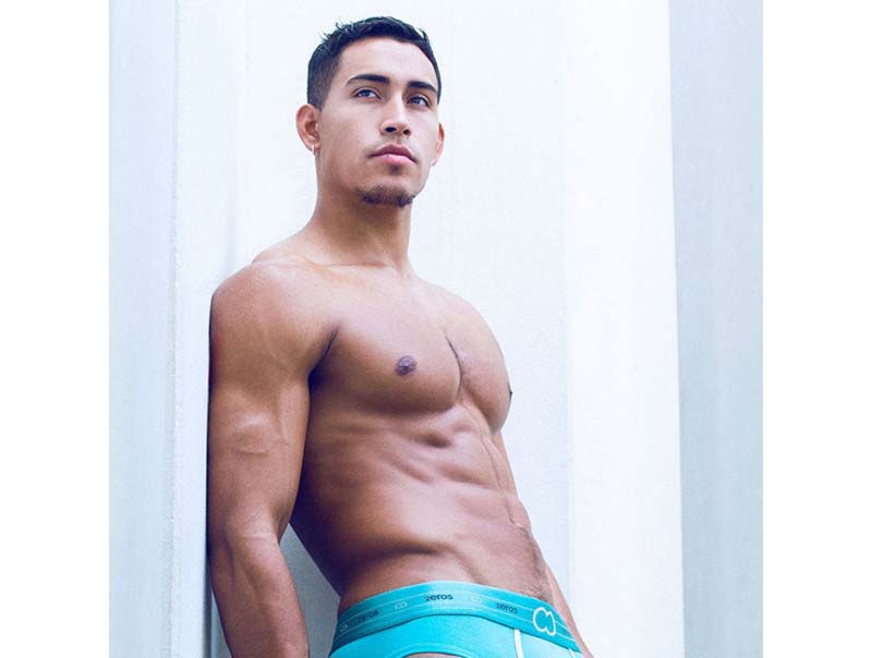 Mensfashion1221's tweet photo. Moda 2EROS https://t.co/HgjmBGsHkl #blogdemoda #blogmoda https://t.co/y81Wo1lOdv