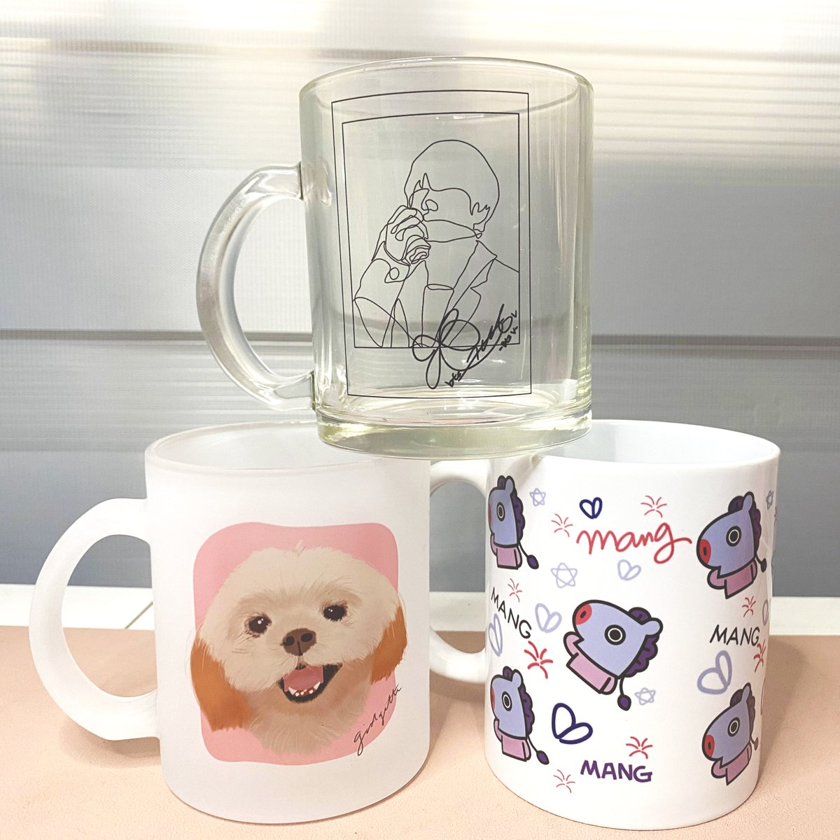 amojinprints's tweet photo. ✨Customized 11oz Transparent Mugs
 ✨ Available in various types:
      - Clear/ Transparent
      - White
      - Frosted

#mugs #mugsph #customized #personalized #amojinprints #mang #bt21 #taehyung #v #victory #frostedmug #clearmug #customizedmugsph https://t.co/SGPkQubagx