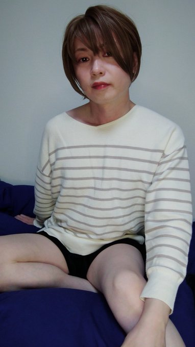 黒ショートパンツ  #女装 #女装男子 #男の娘 https://t.co/U8OX7tkcow<a href="/tag/%E5%A5%B3%E8%A3%85"class="tags">#女装</a><a href="/tag/%E5%A5%B3%E8%A3%85%E7%94%B7%E5%AD%90"class="tags">#女装男子</a><a href="/tag/%E7%94%B7%E3%81%AE%E5%A8%98"class="tags">#男の娘</a>