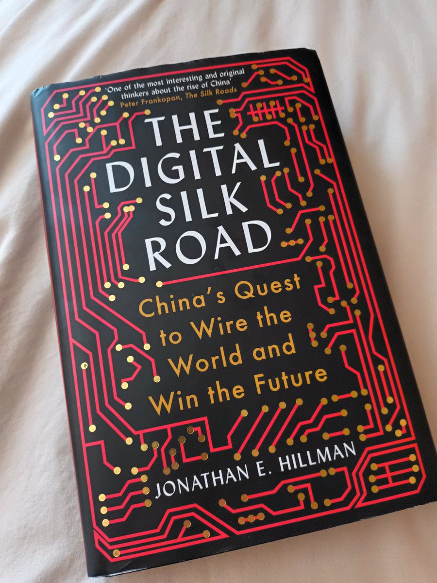 Really enjoying @HillmanJE 's latest book on China's role in the construction of global digital infrastructure, which includes an excellent chapter on the geostrategic importance of the BeiDou system and potential challenges from Western satellite companies. Definitely recommend!