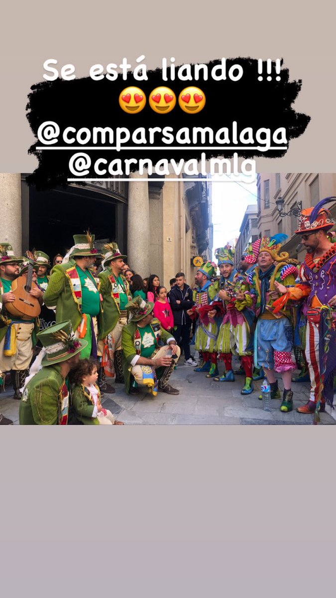 Carnaval en la calle, dos comparsas, dos pasiones, coplas, cante, compañeros, solo Málaga y su carnaval !!! 😍😍😍
<a href="/ComparsaMalaga/">La Comparsa de Málaga</a> Disfrutemos !!!