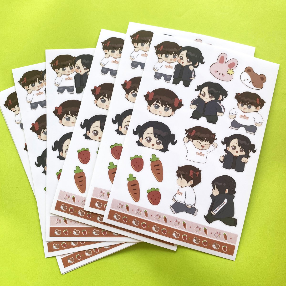 amojinprints's tweet photo. ✨Kiss-Cut stickers sample!

Available in:
✨ Various paper types (matte, glossy, vinyl, aluminum etc)
✨ Laminations to make the waterproof and scratchproof (matte, glitter, glossy and holographic)

#amojinprints #sticker #kisscut #personalizedph #customized #diecut  #bts https://t.co/2zILxmHsmY