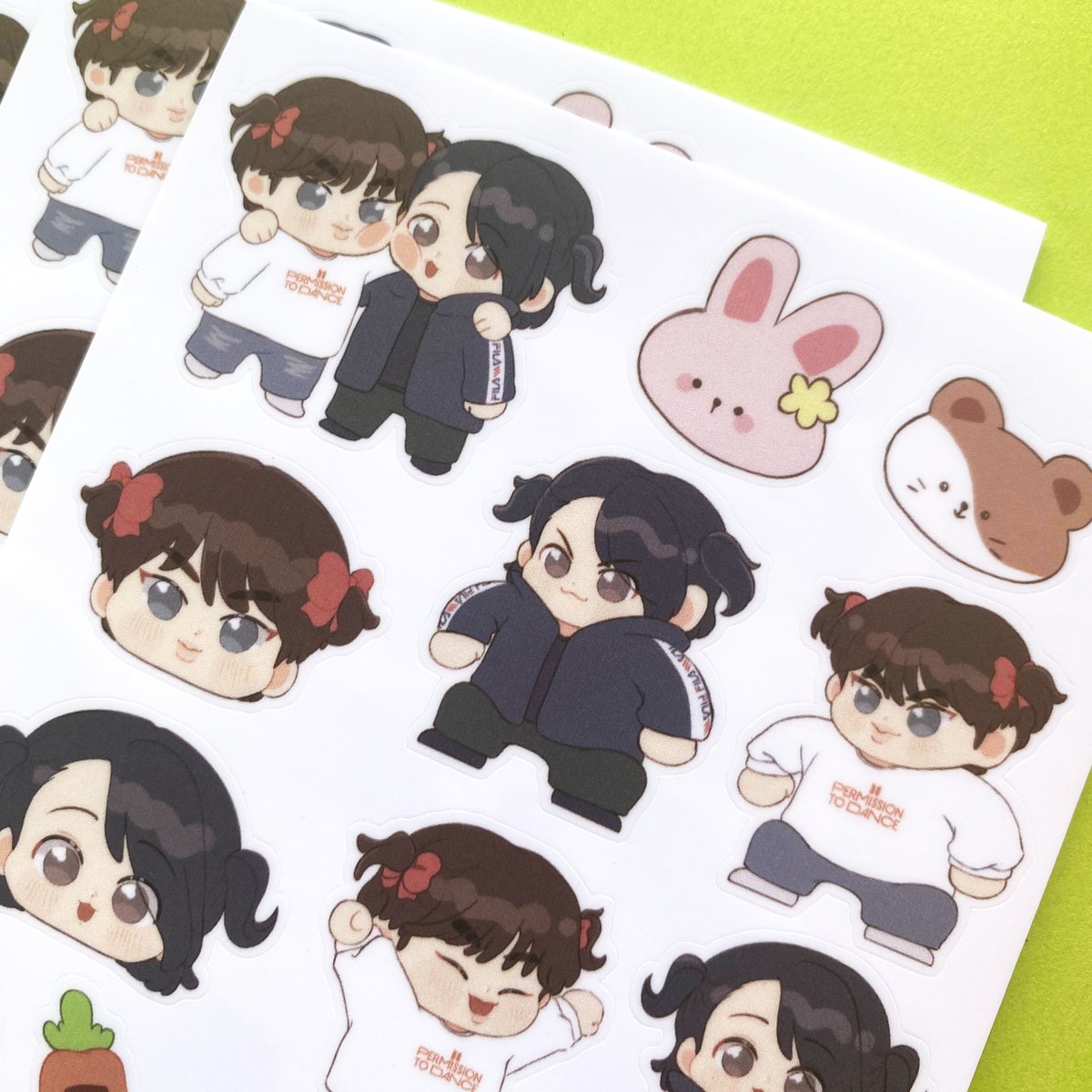 amojinprints's tweet photo. ✨Kiss-Cut stickers sample!

Available in:
✨ Various paper types (matte, glossy, vinyl, aluminum etc)
✨ Laminations to make the waterproof and scratchproof (matte, glitter, glossy and holographic)

#amojinprints #sticker #kisscut #personalizedph #customized #diecut  #bts https://t.co/2zILxmHsmY