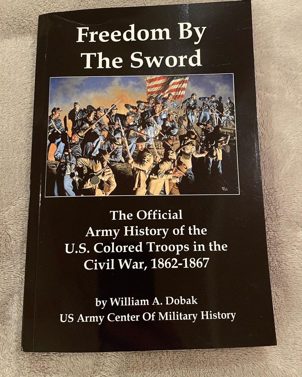 CivilwarF's tweet photo. Very good book we just picked up.  Freedom by the sword.  Highly recommend. #books #book #historybooks https://t.co/hiz9Rk0fS1
