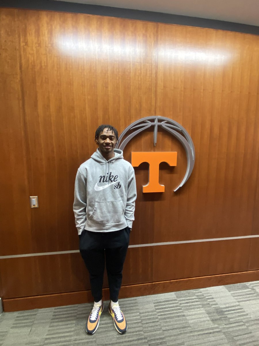 Tybobailey4's tweet photo. Vol Nation, thank you for having my Dad and I in Knoxville and on campus for a great unofficial visit! #ItsNotAboutMe🙏🏾

￼
@CoachBLentz 
@wesrucker247
@ALLVOLNEWS
@Tabor_City
@ByMikeWilson
@Chosen2give
@RP3Natural
@MTHoopsMuse https://t.co/qqgAn2WLqg