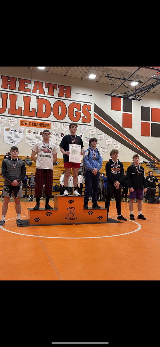 Gentrym152's tweet photo. Got 2nd at districts! Next stop is state! Last time to leave it all on the mat in my high school career! https://t.co/ccK7klJrlq