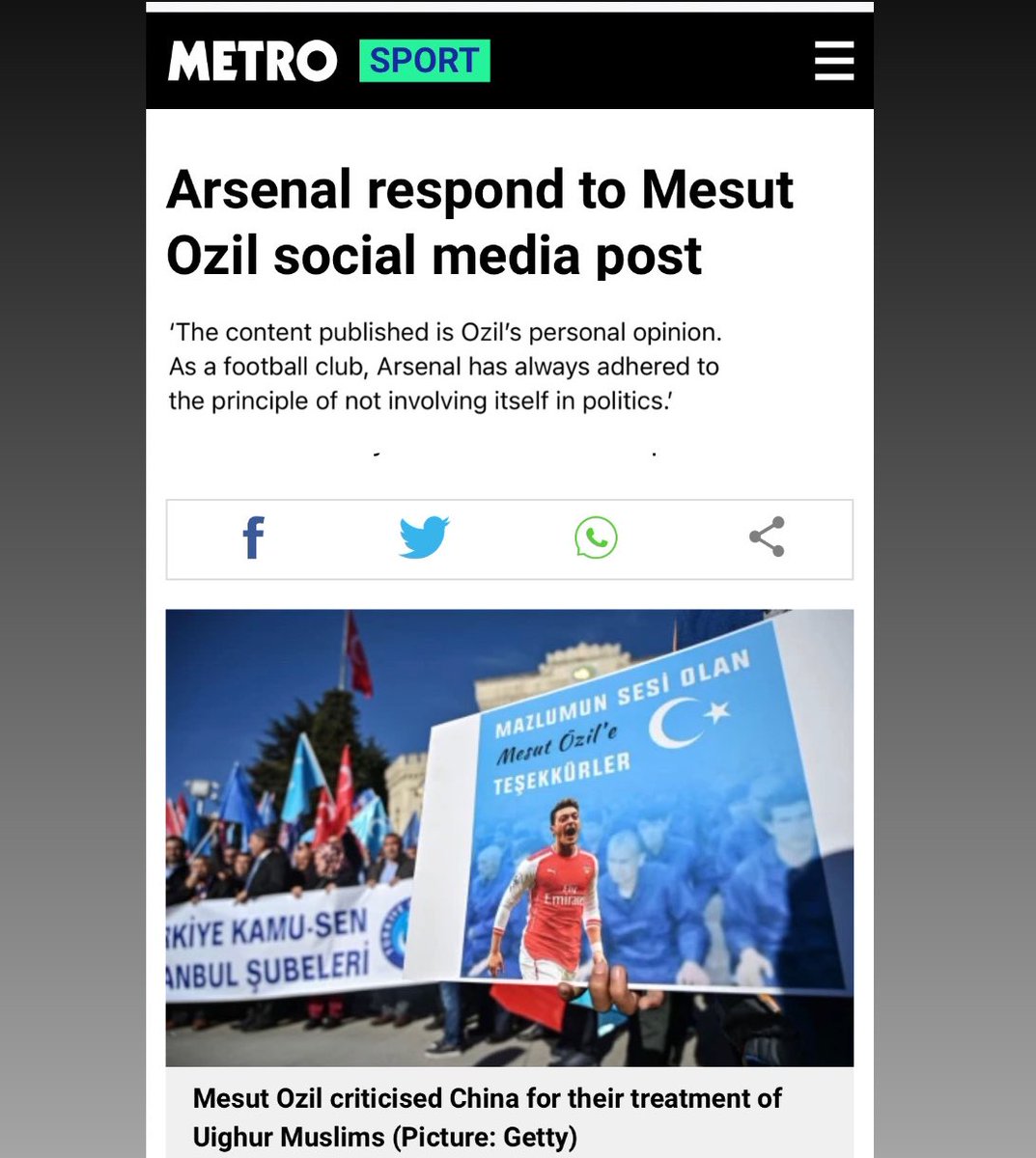 abdelmalik92's tweet photo. Oh bah tiens, quand Ozil avait apporté son soutien aux Ouighours, il ne fallait pas mélanger sport et politique 🙃 https://t.co/TFr8RLbmhC