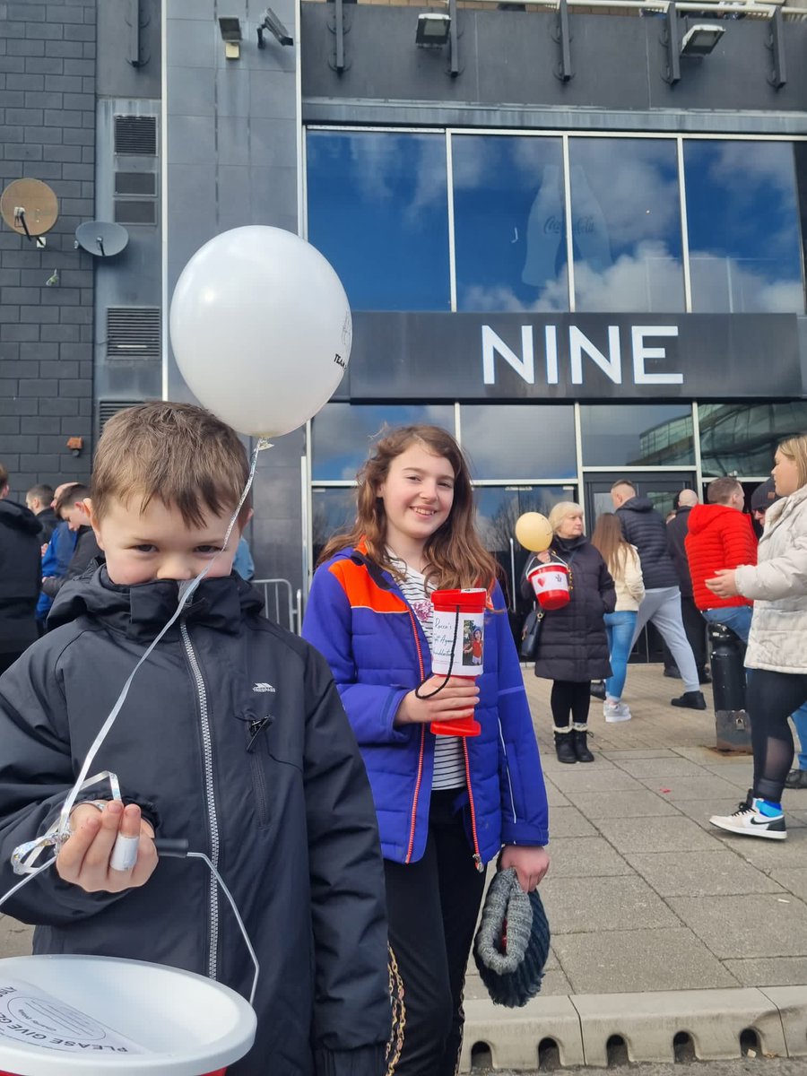 FightRoccos's tweet photo. Thank you so much to the volunteers and the amazing #nufc fans as we managed to raise nearly £3000 towards Rocco’s target yesterday 👏👏👏 https://t.co/zkwvQeByb2
