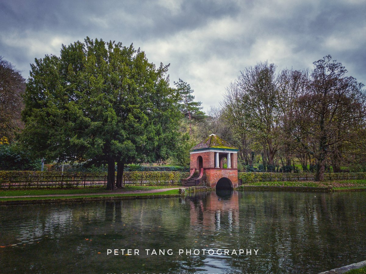 <a href="/scubagooding_/">Scuba Gooding Jr</a> Kearsney Abbey in Dover UK