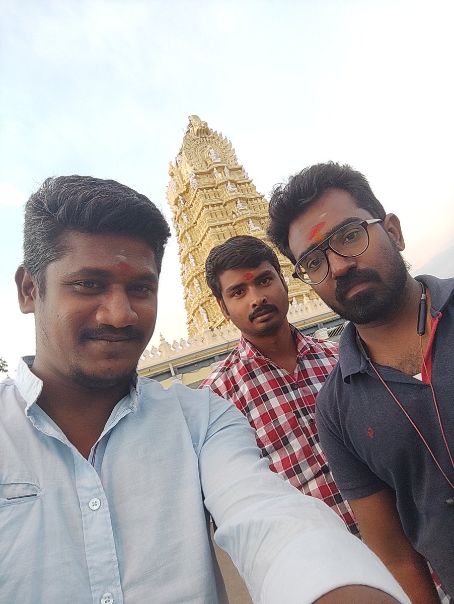 ksraja94's tweet photo. #ChamundiTemple 🙏 #Mysore #மைசூர் https://t.co/g1aIrVJUnC